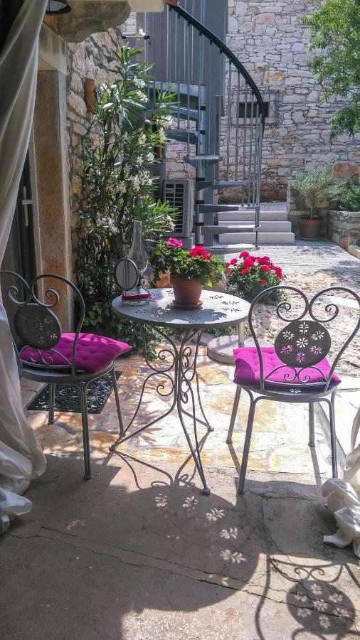 Apartment Li Tar-Vabriga Exterior photo